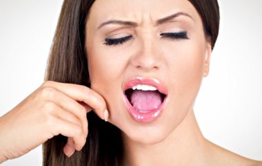 Как подтянуть щеки и омолодить лицо? (ТОП-методы)
