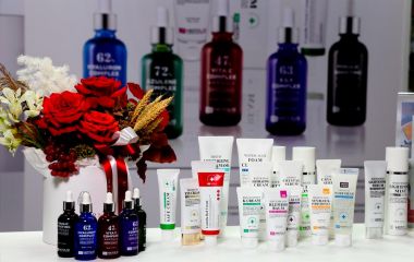 Чем отличаются онлайн и офлайн семинары для практикующих косметологов