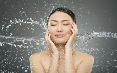 Для чего нужна термальная вода для лица?